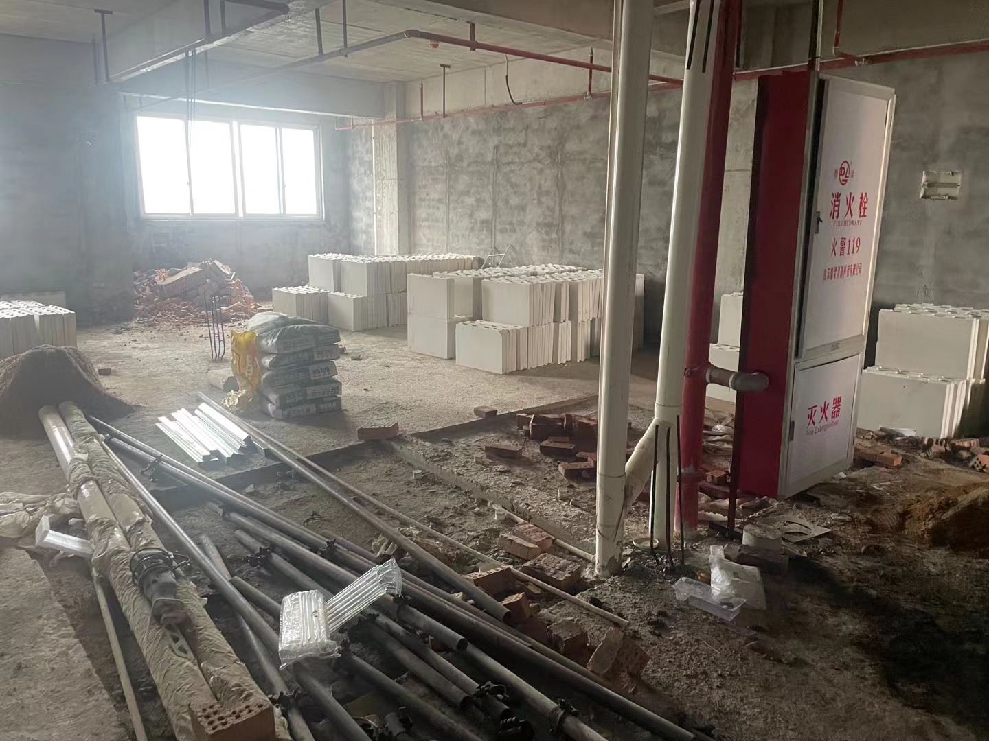 泡沫砖隔墙施工场景